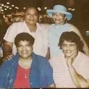 Meet your Posher, Christy